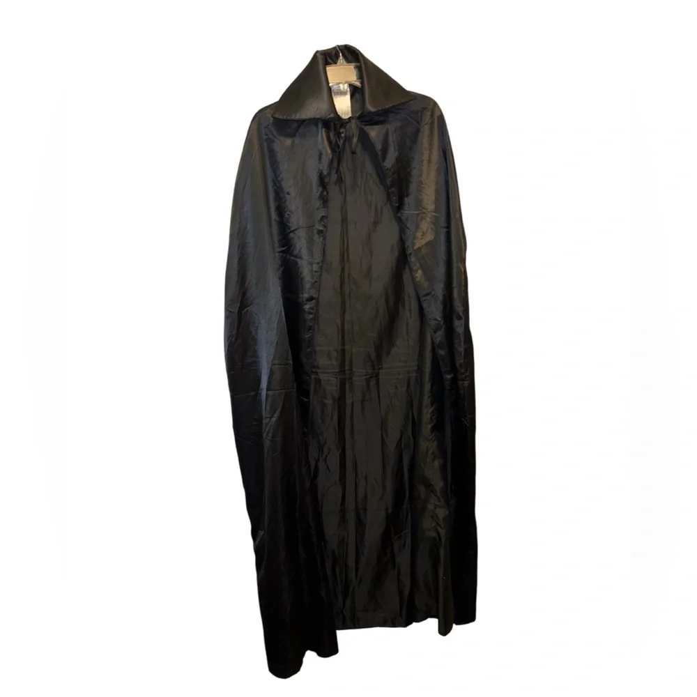 Spirit Halloween Black Men's Cape - Picture 1 of 3